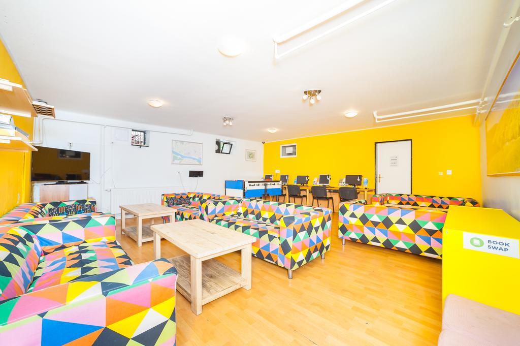 Patio Hostel *