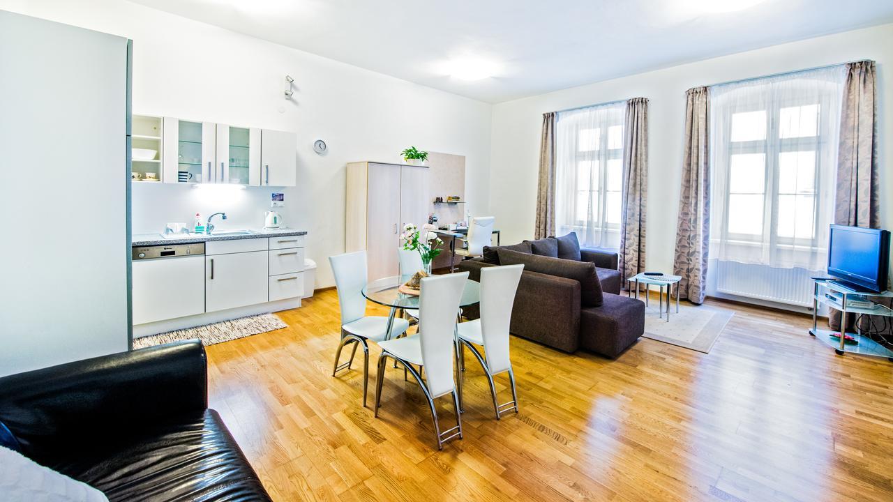 Central Apartmany Biela Street * Pressburg