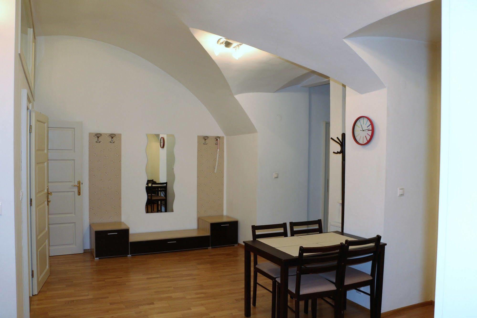 Central Apartmany Biela Street Pressburg