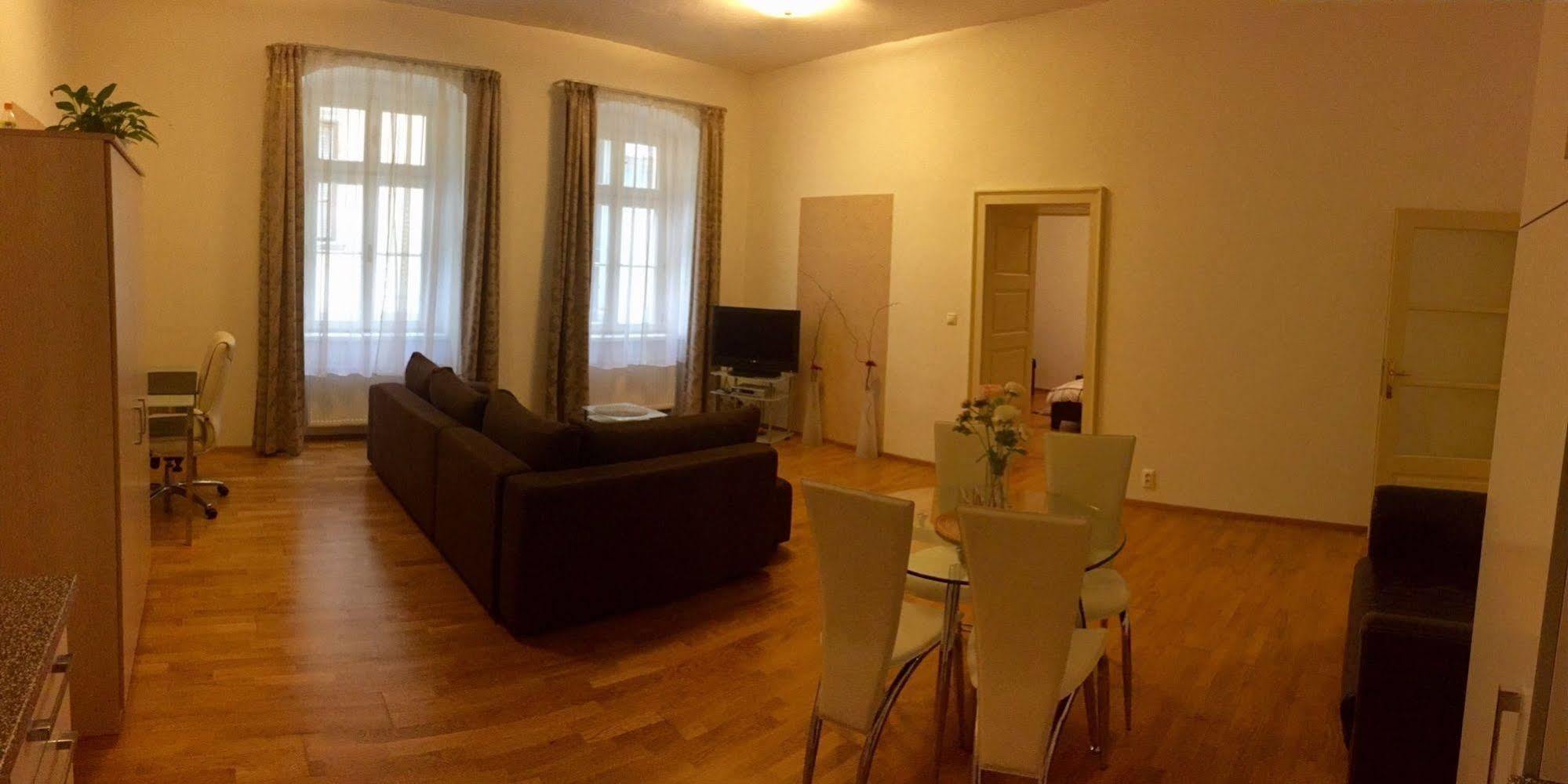 Central Apartmany Biela Street * Pressburg