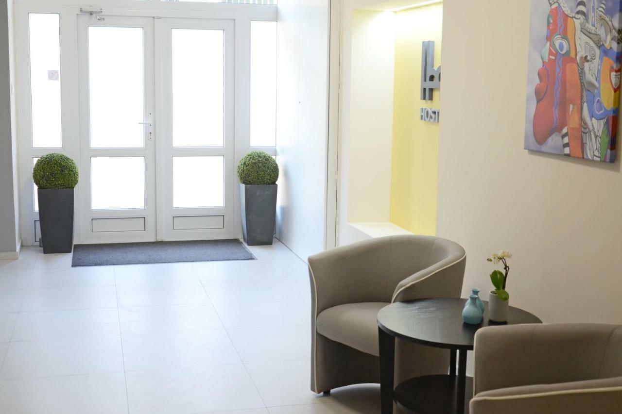 Hostel Bratislava *