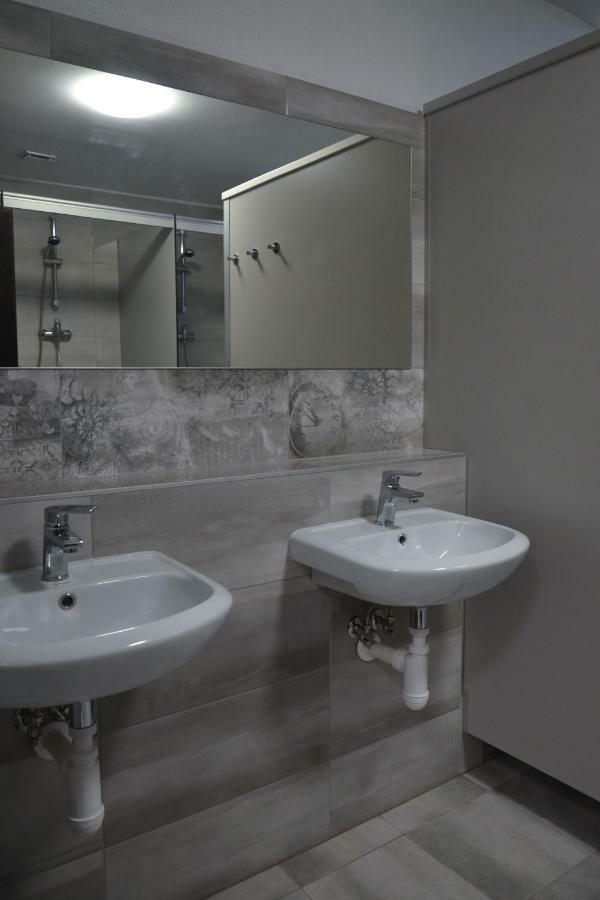 Hostel Bratislava Ostello