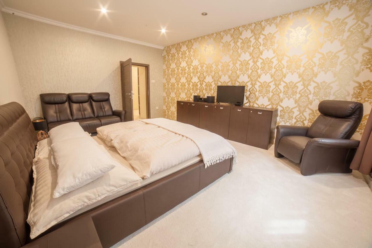 Spacious In Center Apartment Bratislava