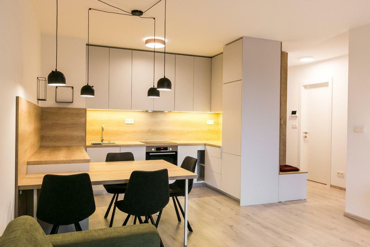 Urban Apartment *