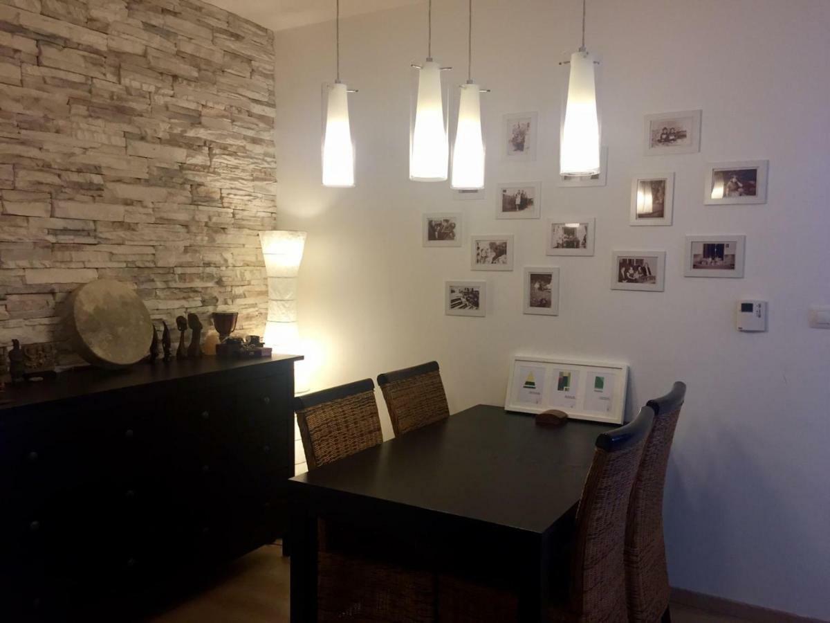 Cozy, Beautiful View, Parking, 1 Stop By Train To Old Town Apartment Bratislava