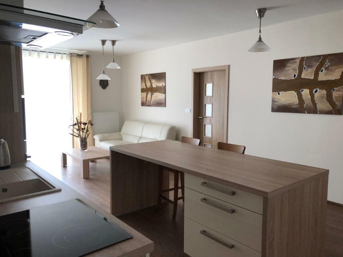 Centralpoint Bratislava, Kramare, Koliba Apartamento *