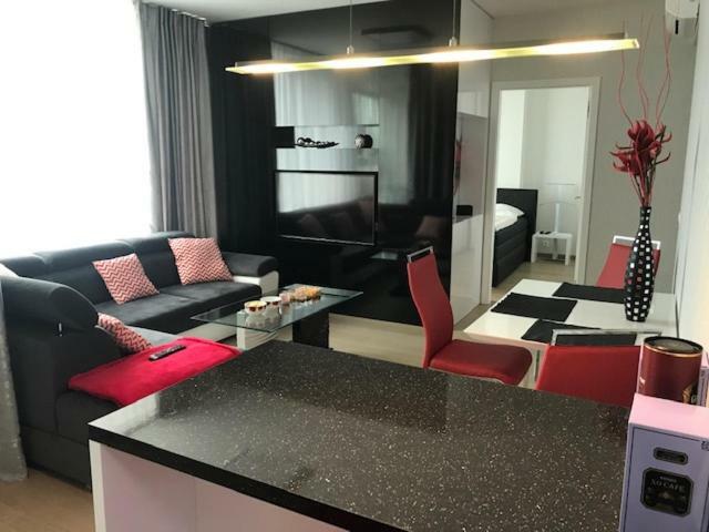Panorama Tower- Modern With Parking Apartment Bratislava